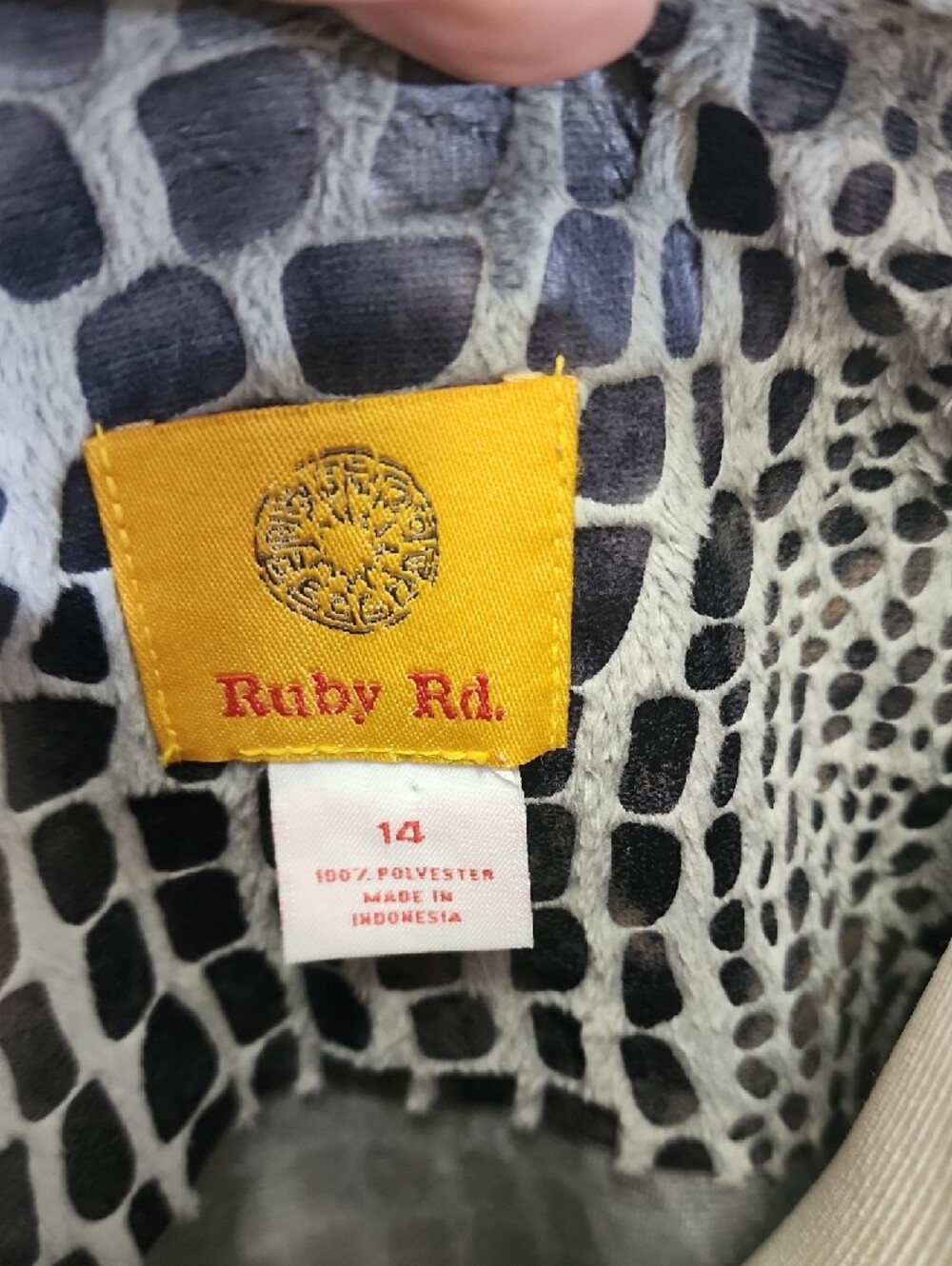 Ruby Rd. Gray Croc-Print Zip Jacket - Picture 4 of 7